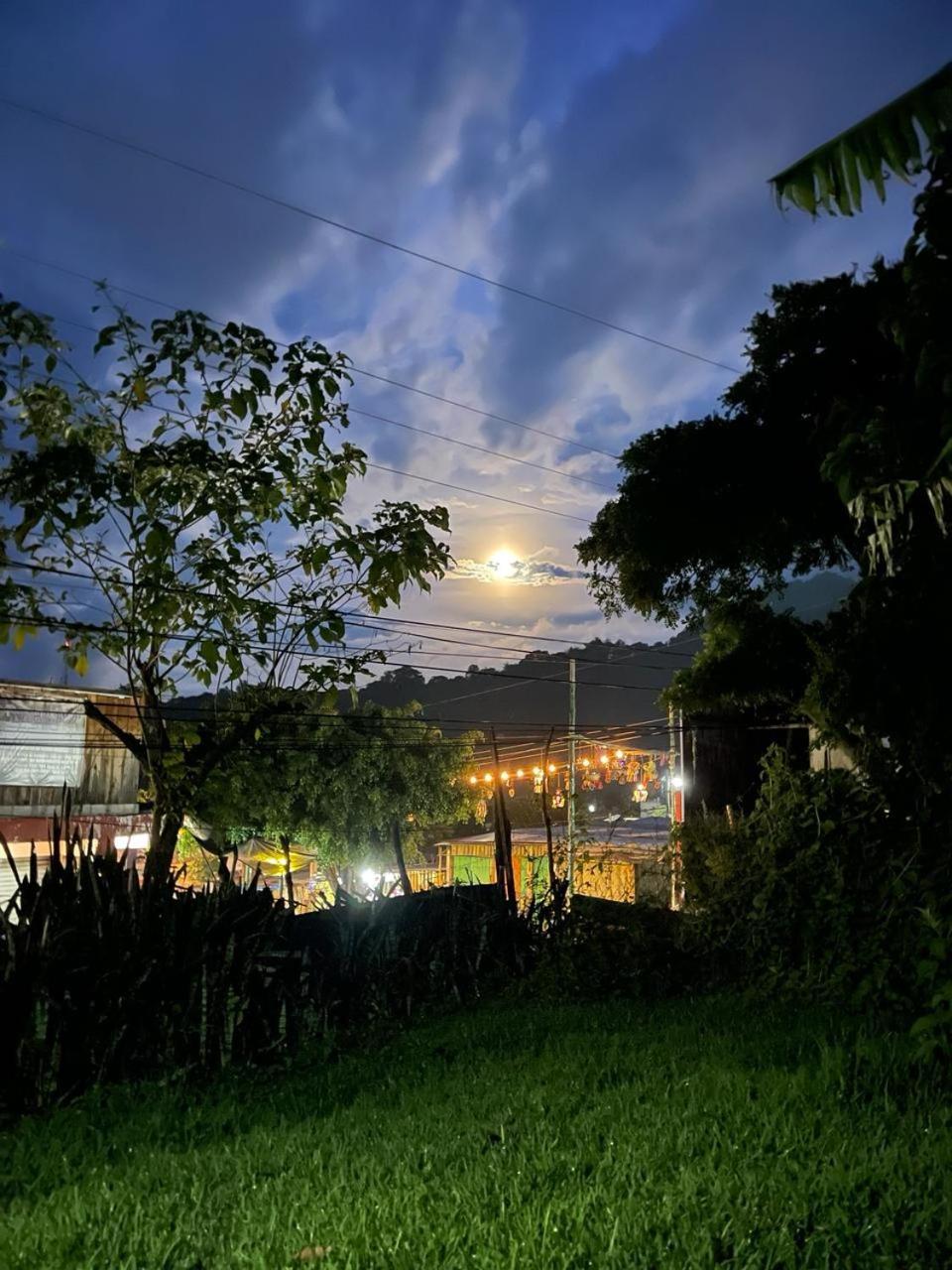 Posada Mana San Juan La Laguna Esterno foto